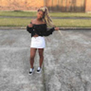 Meet your Posher, Kiah